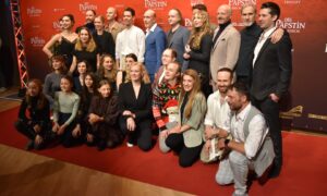 Neuinszenierung von "Die Päpstin": Überragende Premiere in Hameln mit einer brillierenden Verena Mackenberg! » Die Päpstin