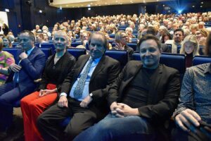Musical „Robin Hood“: Premiere in Hameln begeistert mit erstklassiger Cast und packender Story » Robin Hood