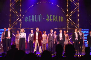 "Berlin, Berlin" ist eine berauschende Zeitreise und Unterhaltung im ganz großen Stil! » Berlin