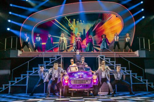 02_pressefoto_grease-dashitmusical_c_jochenquast