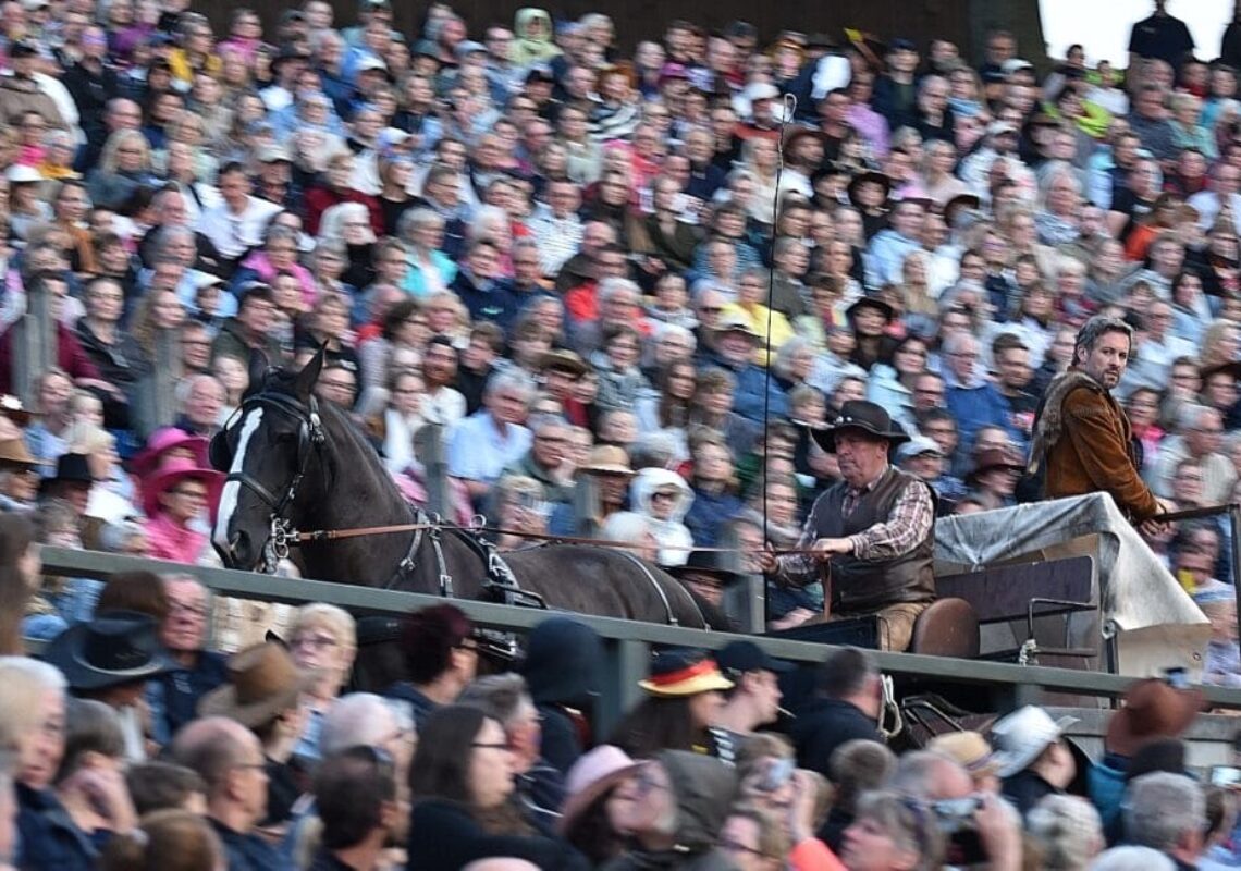 karl-may-spiele-2024-die-schoensten-szenenfotos-aus-winnetou-ii-ribanna-und-old-firehand-(34)