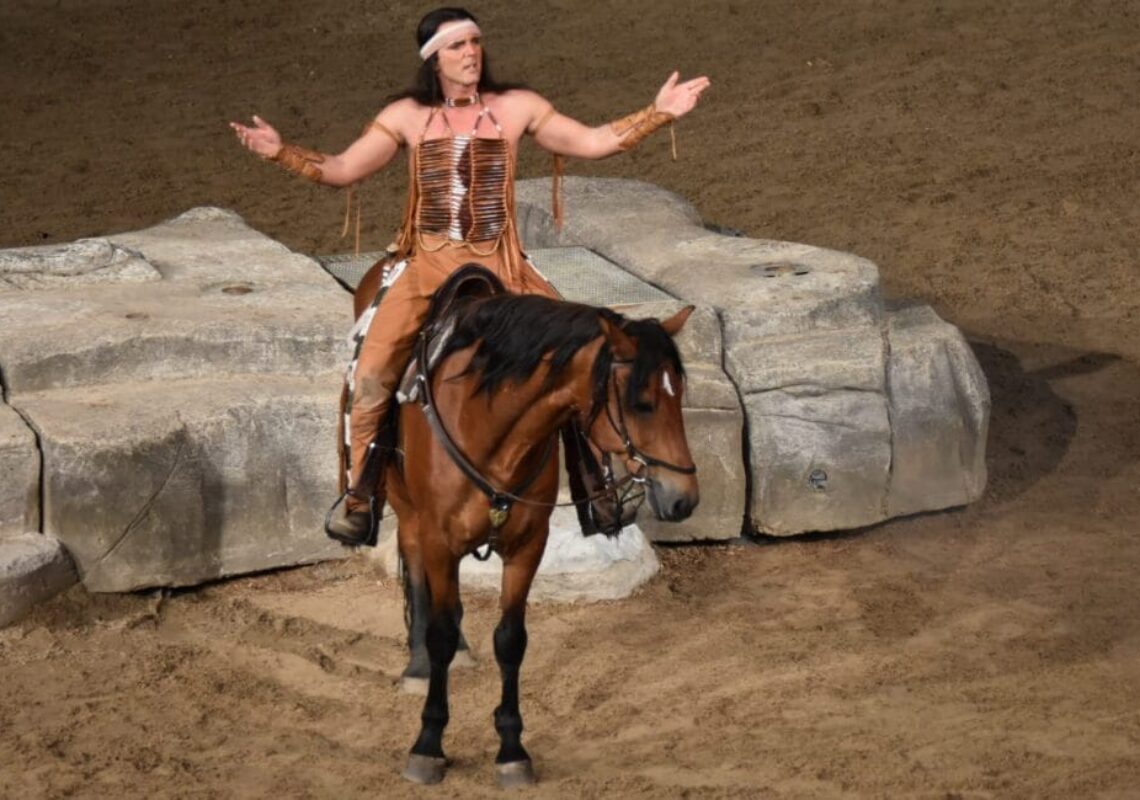 karl-may-spiele-2024-die-schoensten-szenenfotos-aus-winnetou-ii-ribanna-und-old-firehand-(62)