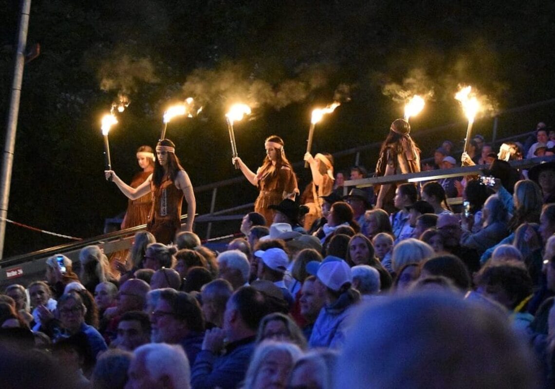 karl-may-spiele-2024-die-schoensten-szenenfotos-aus-winnetou-ii-ribanna-und-old-firehand-(68)