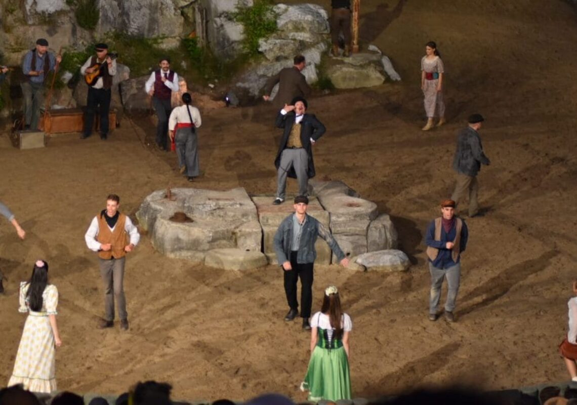 karl-may-spiele-bad-segeberg-2025-die-schoensten-fotos-aus-halbblut-bei-der-premiere-(53)