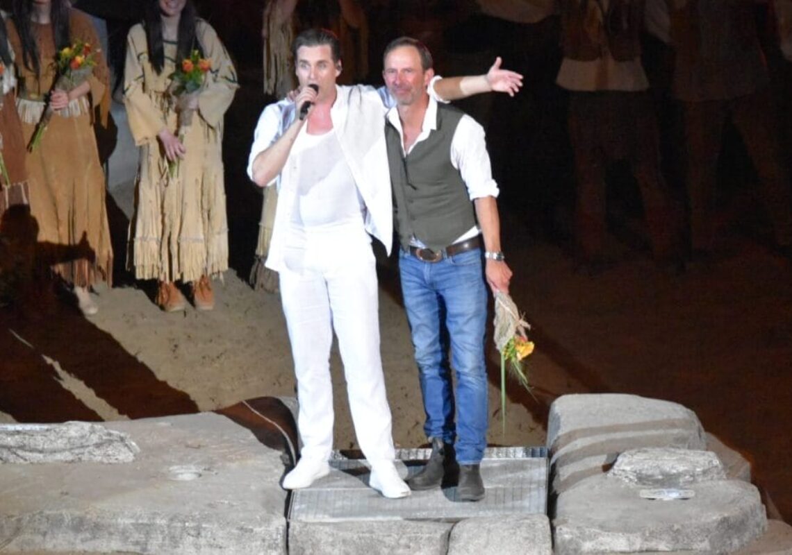 karl-may-spiele-bad-segeberg-winnetou-i-die-schoensten-fotos-der-premiere-(45)