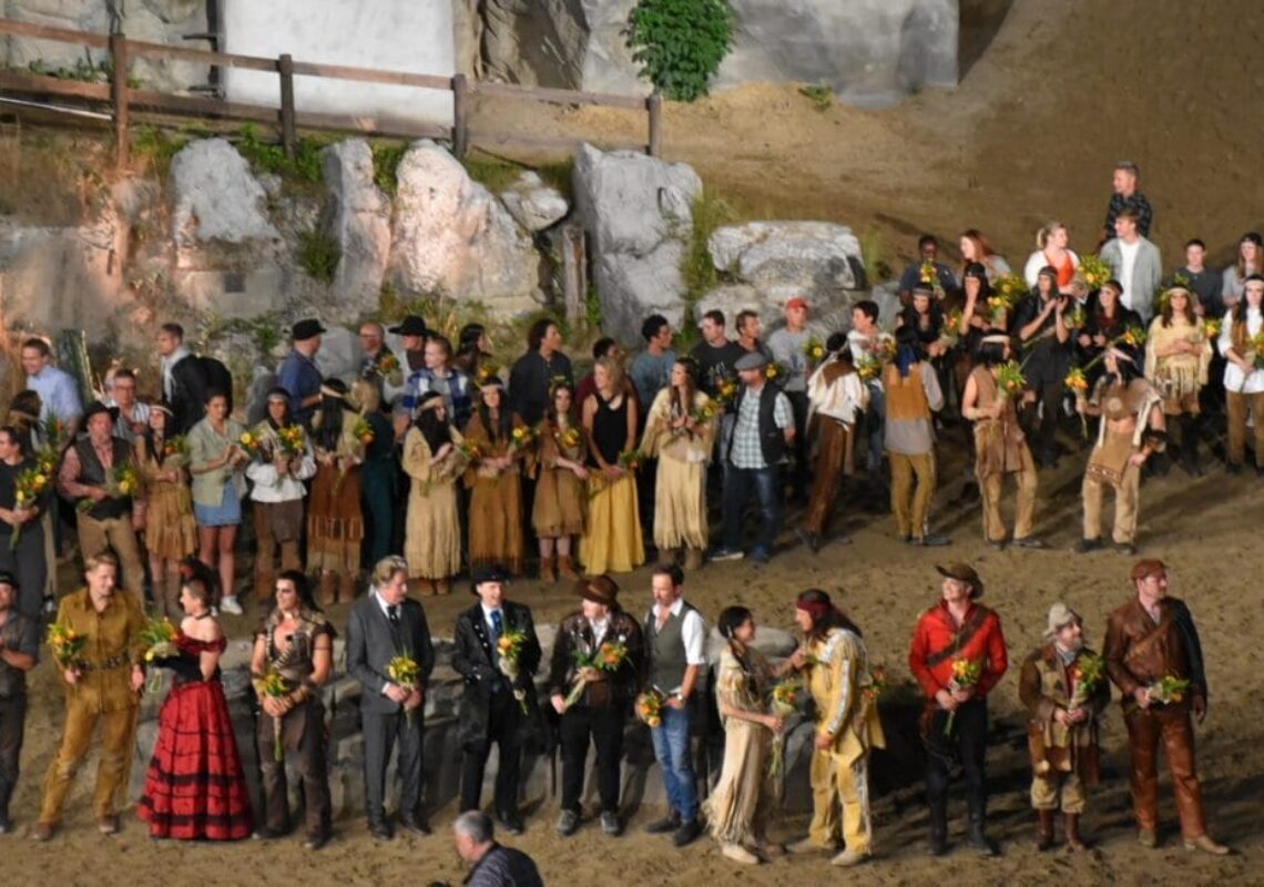 karl-may-spiele-bad-segeberg-winnetou-i-die-schoensten-fotos-der-premiere-(47)