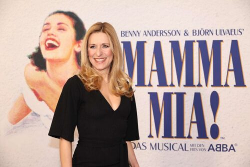 screenshot-2024-06-18-at-16-23-30-stefanie-hertel-bei-mamma-mia!-so-wurde-sie-zum-abba-fan