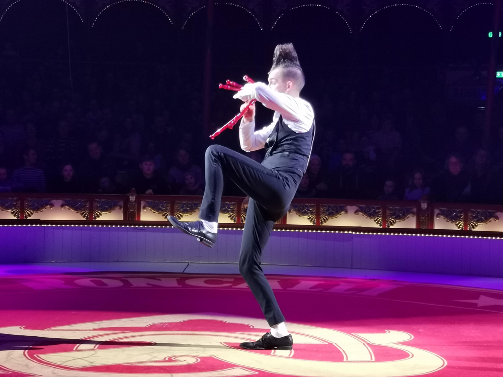 Roncalli's 1. Bremer Weihnachtscircus mit Lili Paul-Roncalli: Sensationell und bezaubernd! &raquo; Roncalli