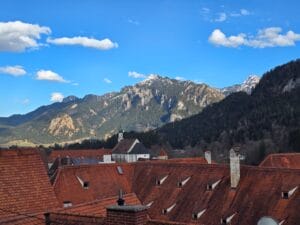 Musical-Perle Füssen: Hier wird viel mehr als das Schloss Neuschwanstein geboten - DAS hat die Stadt zu bieten! » Füssen Musical-Perle Füssen: Hier wird viel mehr als das Schloss Neuschwanstein geboten - DAS hat die Stadt zu bieten! » Füssen